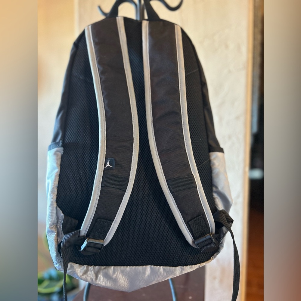 Air Jordan Backpack Authentic - Picture 2 of 6
